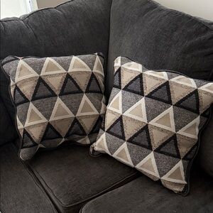 Geometric Triangle Accent Pillow Pair - Neutral Tones